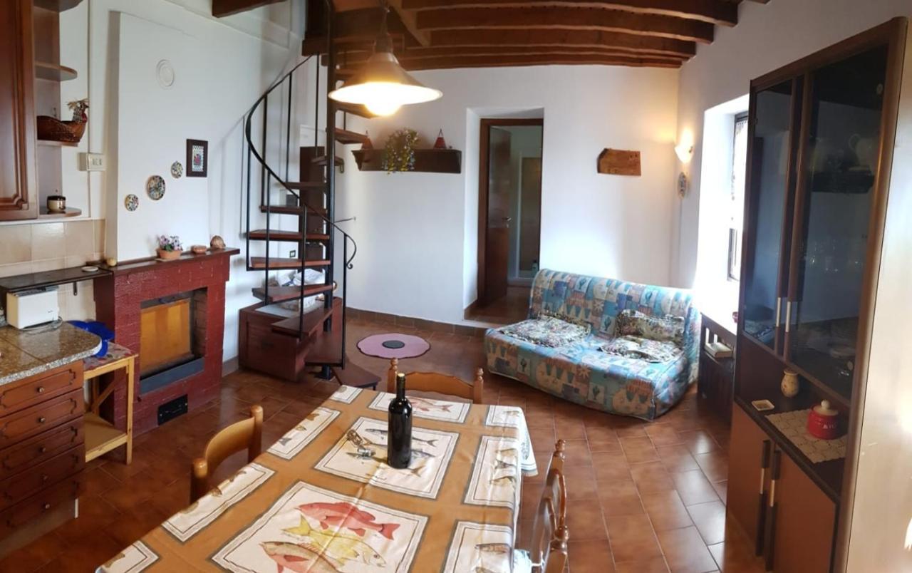 Rustico Vita Rezzonico Esterno foto