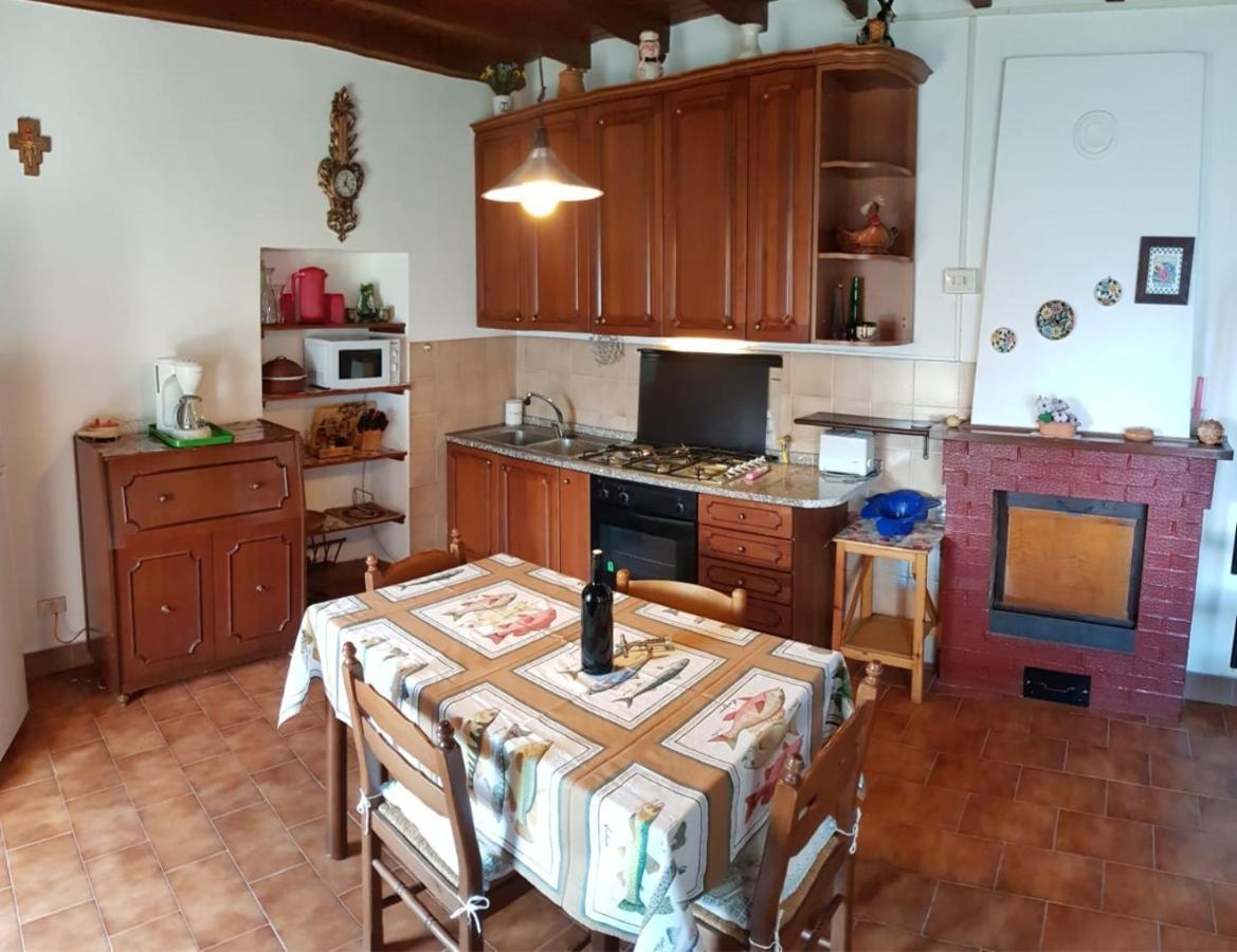 Rustico Vita Rezzonico Esterno foto